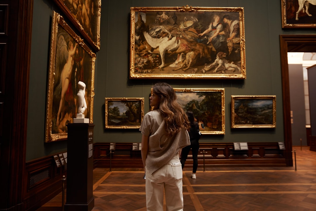 Virtual reality art experience
